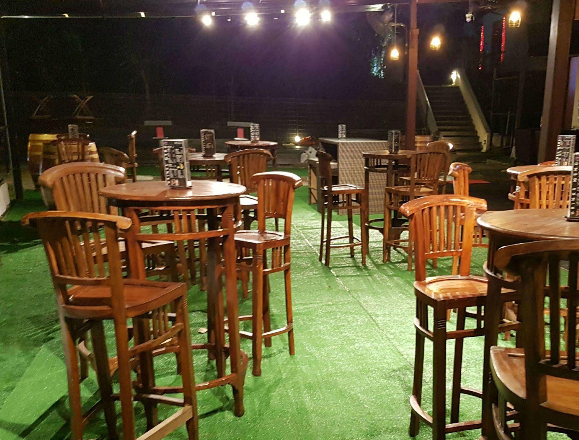 Raintr33 Hotel Singapur Dış mekan fotoğraf